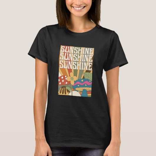 Boho Sunshine Mushroom Plant Flower Garden Foragin Tシャツ (正面)