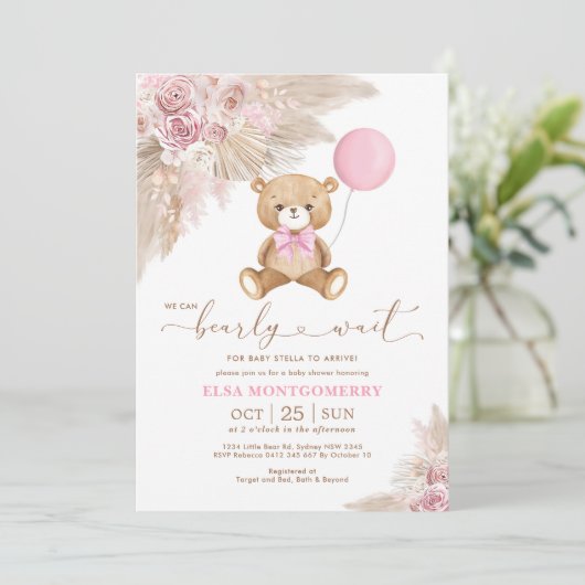 Boho Teddy Bear我々は赤ちゃん女の子を待つことができる 招待状 (スタンド正面)