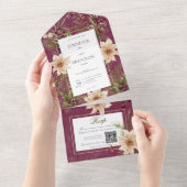 Boho Winter Greenery Boughs Burgundy QRコード オールインワン招待状 (貼ってはがせる)