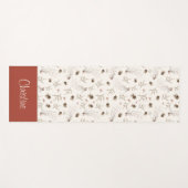 Boho Woodland Winterberry Monogram ヨガマット (正面(横))