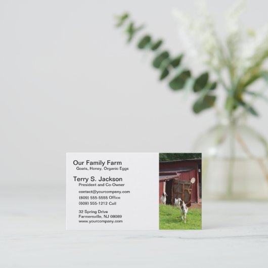 Bohrの赤い納屋およびヤギが付いている農場の名刺 名刺 (スタンド正面)