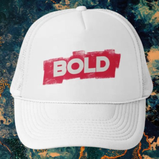 BOLD タイポグラフィートラッカーズハット - 赤と白 キャップ