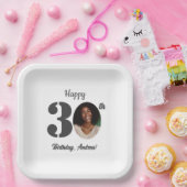 Bold 30th Birthday Party Photo ペーパープレート (パーティー)
