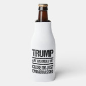 Bold Anti‑Trump Statement - Are We Great Yet? ボトルクーラー (ボトル正面)