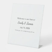 Bold Baby Shower Welcome Sign – Funny Wow Factor 台座サイン (正面)