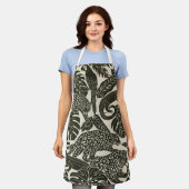 Bold Black and Cream Tropical Jungle Animals  エプロン (着用した状態)