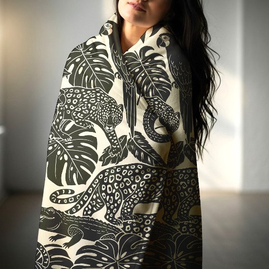 Bold Black and Cream Tropical Jungle Animals  フリースブランケット