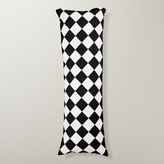 Bold Black and White Chevron Pattern Classic ボディピロー (正面縦)