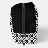 Bold Black and White Symmetrical Arabesque Pattern ドップキット (右)