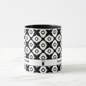 Bold Black and White Symmetrical Arabesque Pattern マグカップ (中央)