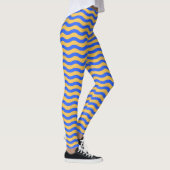Bold Blue and Gold Wavy Stripes Pattern Leggings レギンス (右)
