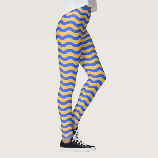 Bold Blue and Gold Wavy Stripes Pattern Leggings レギンス (右)