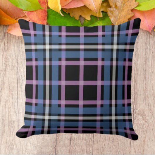 Bold Blue & Lavender Plaid Throw Pillow クッション