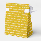 Bold Class of 2026 Graduation Pattern フェイバーボックス (裏面サイド)