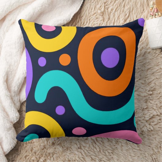 Bold Geometric Circles Throw Pillow クッション (ブランケット)