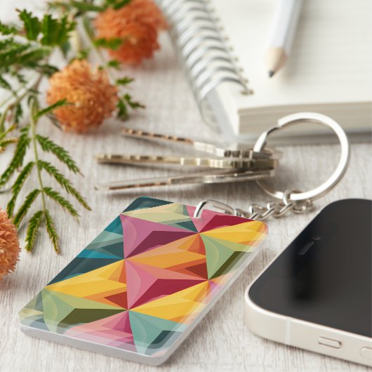 Bold Geometric Triangle Pattern  キーホルダー (正面右)