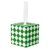 Bold Green and White Chevron Pattern Classic キューブオーナメント (正面アングル)