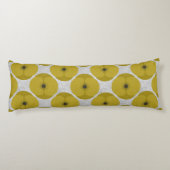 Bold Minimalist Poppy Textured Floral Yellow ボディピロー (裏面)