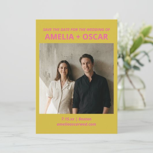 Bold Modern Chartreuse Pink Yellow Wedding Photo  セーブザデート (スタンド正面)