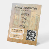 Bold Molded Wooden Texture Construction Business 台座サイン (正面)