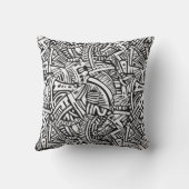 Bold Monochrome Tribal-Inspired Abstract クッション (裏面)