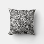Bold Monochrome Tribal-Inspired Abstract クッション (正面)