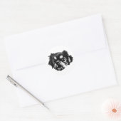 Bold Pekingese Sticker – Black & White Face ラウンドシール (封筒)