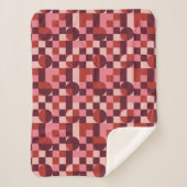Bold Pink and Red Retro Geometric Pattern シェルパブランケット (正面)