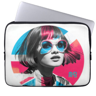 Bold Pop Art Cool Girl Retro Modern British Style ラップトップスリーブ