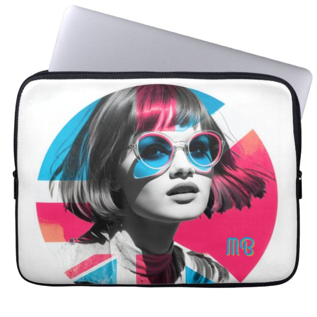 Bold Pop Art Cool Girl Retro Modern British Style ラップトップスリーブ (正面)