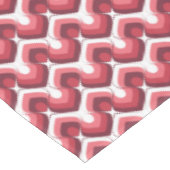 Bold Retro Modern Motif in Pinks テーブルクロス (アングル)