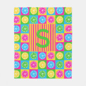 Bold S Initial Citrus Squares Vibrant フリースブランケット (正面)