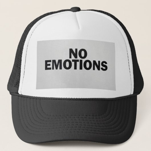 bold text "NO EMOTIONS" キャップ (正面)