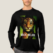 Bold Tiger Cub in Jungle Leaves | Men's T-shirt トライブレンドＴシャツ (正面)
