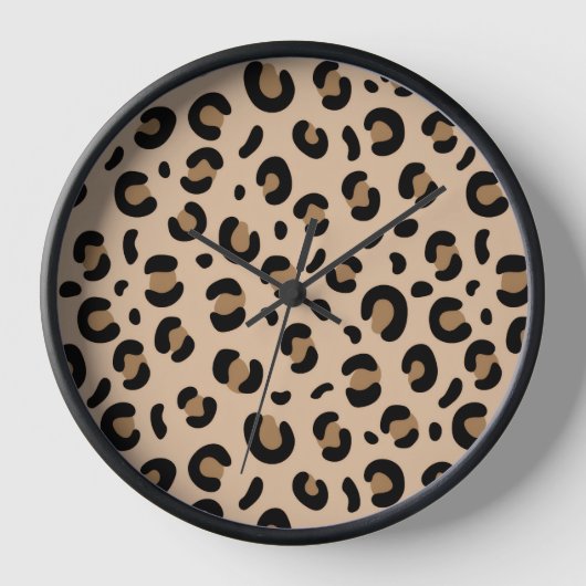 Bold Tiger Stripe Pattern – Animal Print Design 壁時計 (正面)