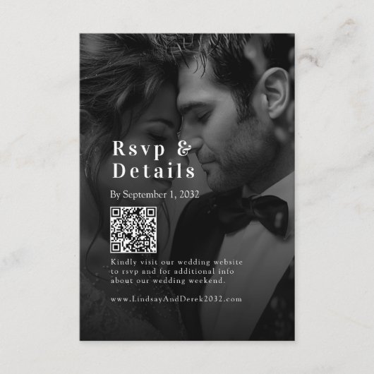 Bold Trending B&W-Photo Wedding QR Code RSVP  エンクロージャーカード (正面)