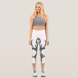 Bold Tribal Pattern Black Ink Graphic カプリレギンス