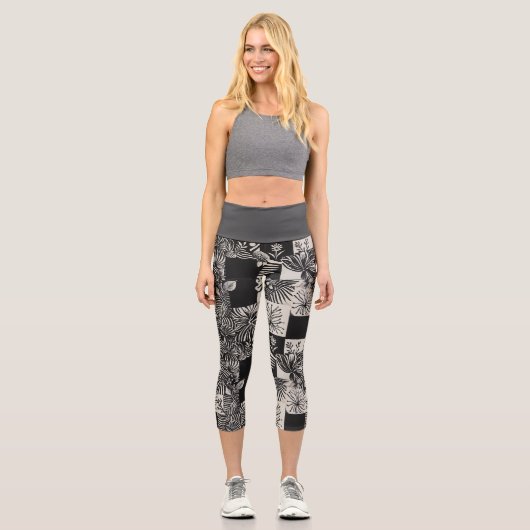 Bold Tropical Monochrome Floral Pattern カプリレギンス (正面)