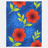 Bold Vermilion Red Florals with Elegant Leaves フリースブランケット (正面)