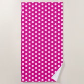 Bold White Polka Dots on Hot Pink ビーチタオル (正面)