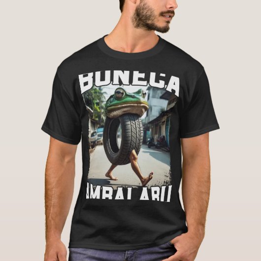 Boneca Ambalabu Chaotic Doll Meme Tシャツ (正面)