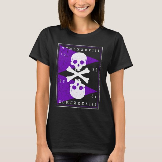 Bones and Skulls Pirate Tシャツ (正面)