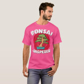 Bonsai Whisperer Funny Japanese Gardening Tシャツ (正面フル)