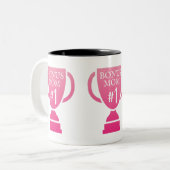 Bonus Mom #1 Trophy Mother's Day ツートーンマグカップ (正面左)