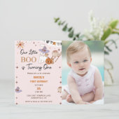 Boo最初の誕生日私たちの小さなBooは1を回している 招待状 (スタンド正面)