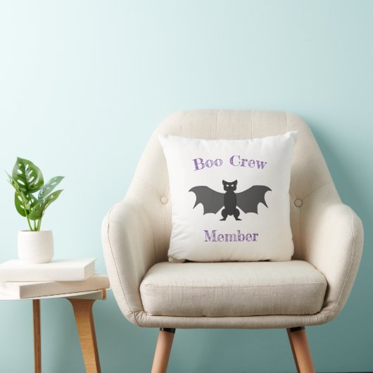Boo Crew Member Bat Throw Pillow クッション (椅子)