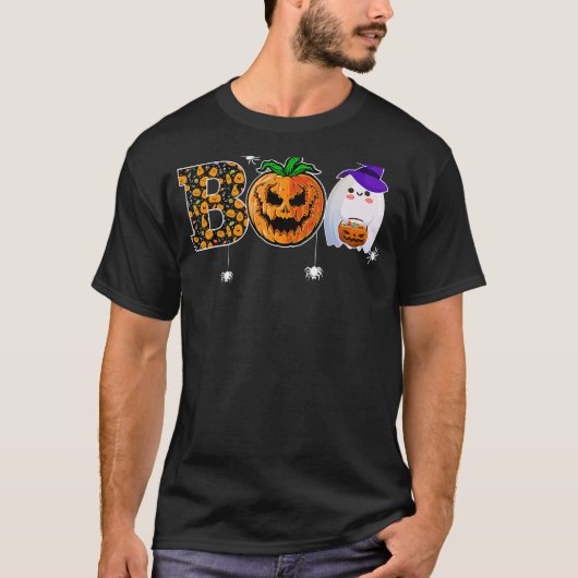 Boo With Spiders Ghost Pumpkin And Witch Hat Hallo Tシャツ (正面)