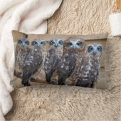 Boobookの南寄り目のフクロウ ランバークッション (ブランケット)