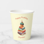 Book Birthday Party Kids 読's 紙コップ<br><div class="desc">大好きな子供のために本の誕生日パーティーを投げ読ろ！上にカップケーキを置いたかわいい本のスタックは、図書館や書店で本テーマの誕生日パーティーを見つけるのにかわいい！</div>