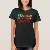 Book Club Tees Bookworm School Library  Reading Sq Tシャツ (正面)
